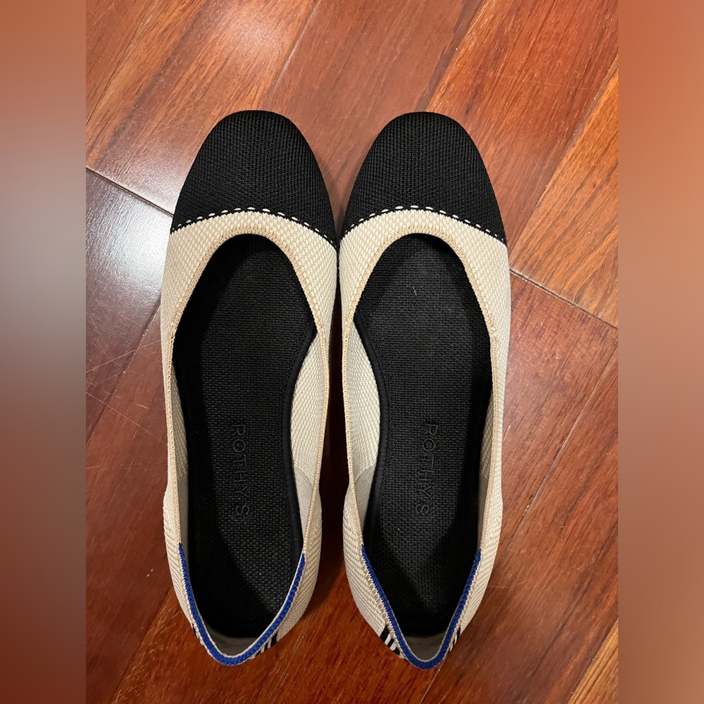 Rothys The Square- tuxedo